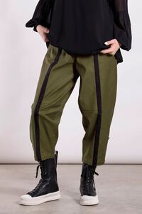 Deeanne Hobbs Direction Pants 