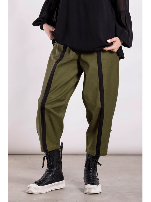 Deeanne Hobbs Direction Pants 