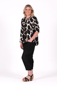Deeanne Hobbs Lexi Lava Black Top 
