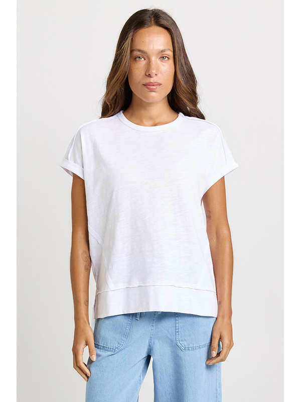 Betty Basics Shirley Short Sleeve Tee