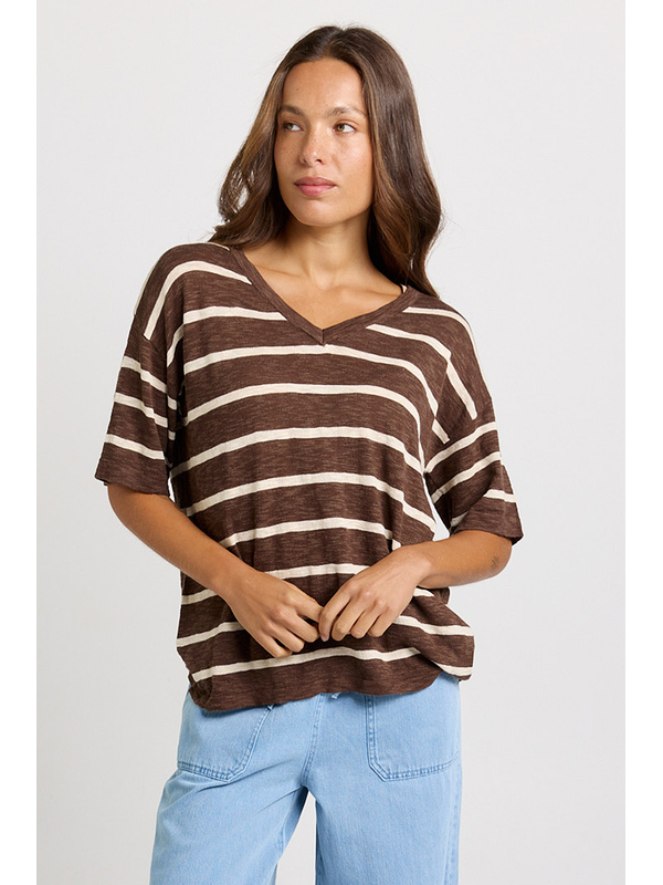 Betty Basics Aries V-Neck Sweater