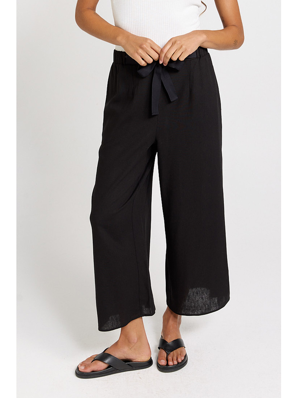 Betty Basics Bella Crop Pants