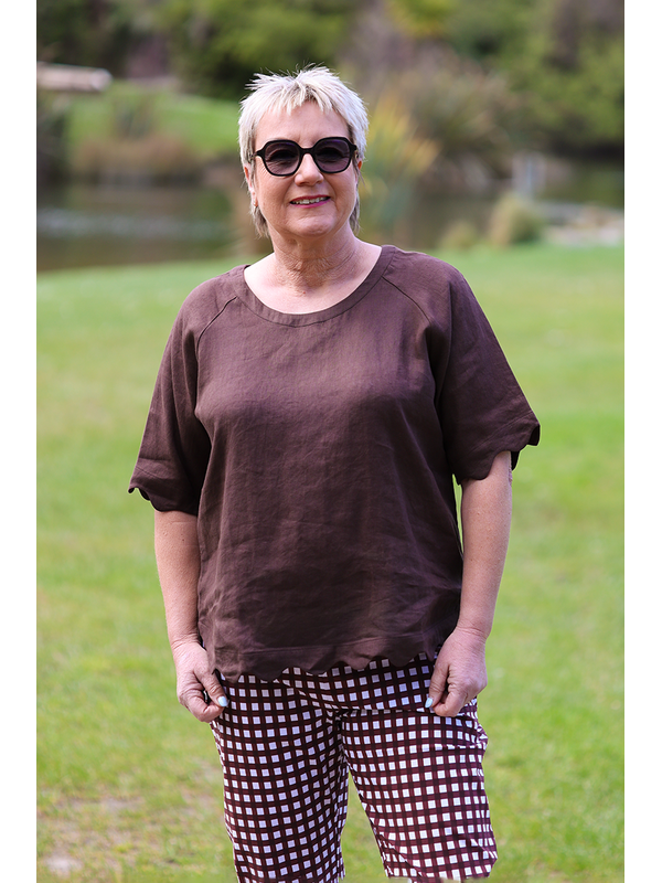 Foil Scalloped Top