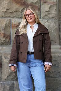 Oddly Polite Hils Cropped Trench