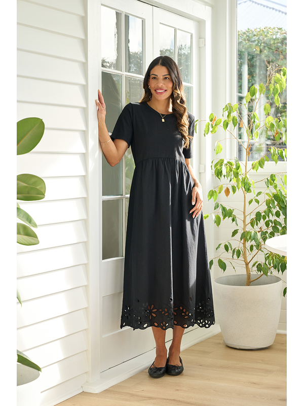 Memo Contrast Detail Swing Dress