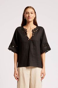 Eb & Ive Maris Top