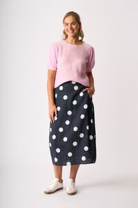 Oh Three Volume Sleeve Scoop Hem Top