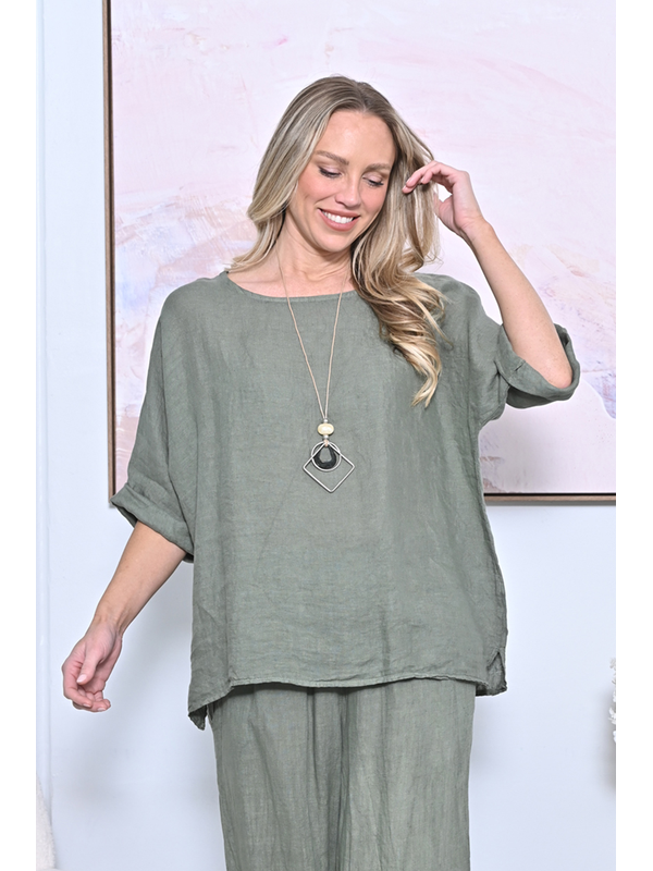 AE Luxe Linen Top with Necklace