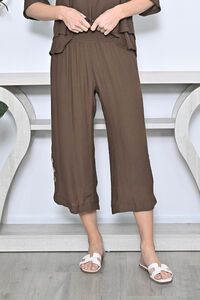 La Mode Smock Waist Side Button Hem 3-4 Pant