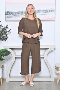La Mode Smock Waist Side Button Hem 3-4 Pant