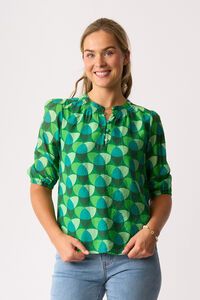 Memo Scoop Neck Blouse