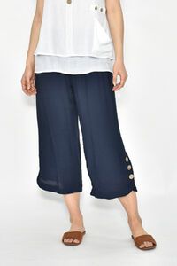 La Mode Smock Waist Side Button Hem 3-4 Pant
