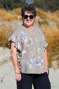 AE Luxe Flutter Sleeve Linen Floral Top
