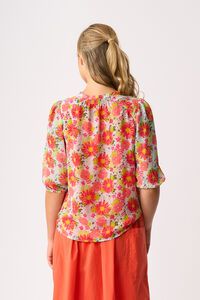 Memo Scoop Neck Blouse