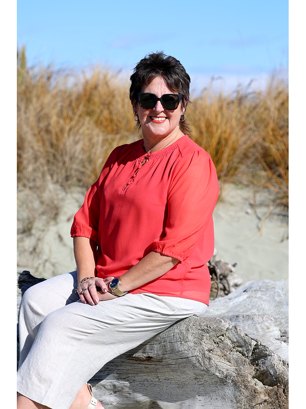 Memo Scoop Neck Blouse