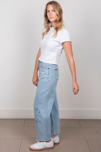 New London Flower Truro Jean