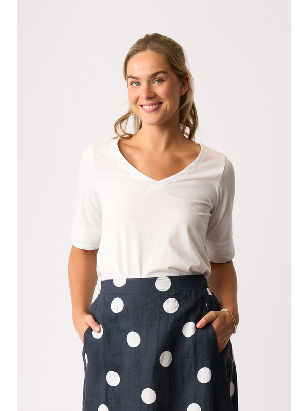 Esplanade V Neck Elbow Sleeve Top