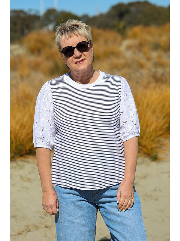 Memo Broderie Sleeve Top