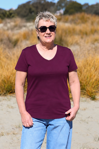 Esplanade V Neck Tee