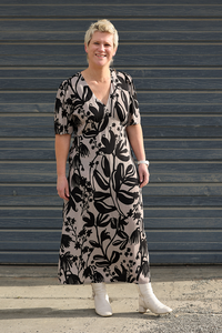 Foil Encore Chic Dress