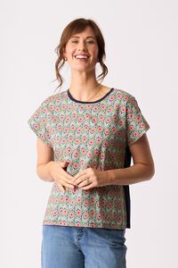 Memo Contrast Front Drop Shoulder Top