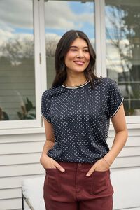 Memo Knit Back Round Neck Top