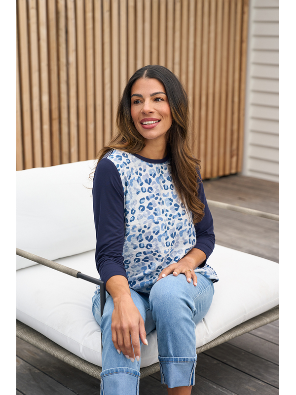Memo Relaxed Fit Contrast Front Top