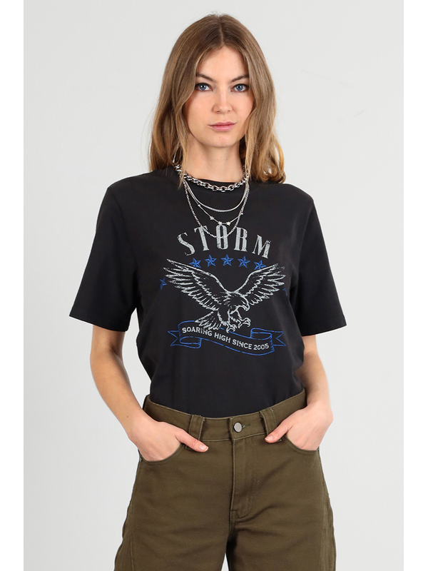 Storm Roaring High Tee