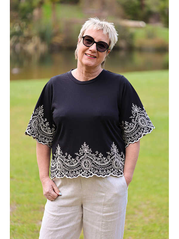 Memo Broderie Detail Top