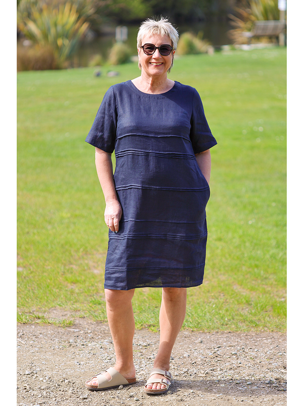 Foil Crowd Favourite Dress