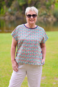 Memo Contrast Front Drop Shoulder Top