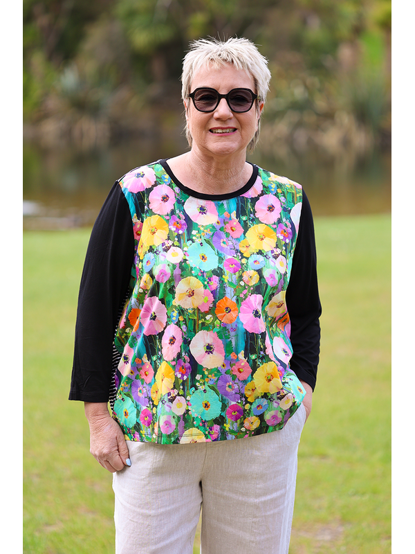Memo Relaxed Fit Contrast Front Top