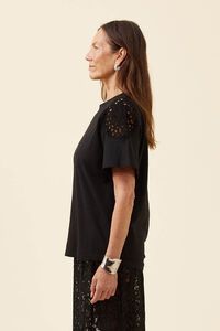 Isle of Mine Eva Crochet Tshirt