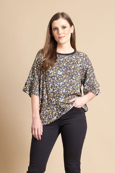 Foil Layered Sleeve Top-sale-Preen